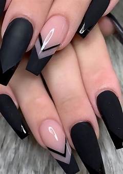 Black And Nude Acrylic Nails: A Timeless Trend In 2023