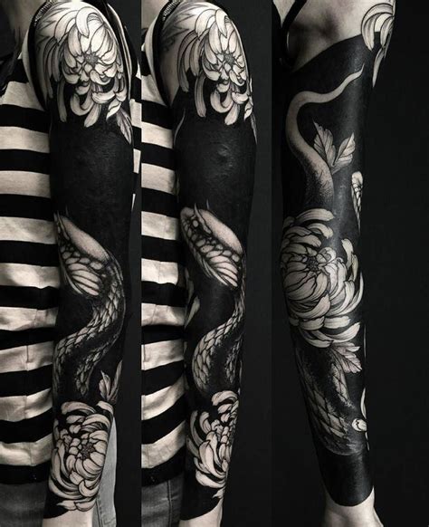 Buzzing Blackwork Tattoo Ideas, Artists and Models