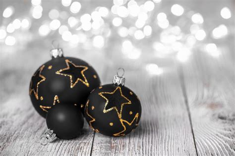 Black Christmas Ornaments: A New Trend In 2023