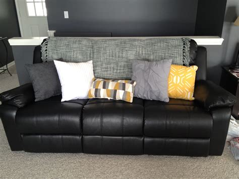 Incredible Black Leather Sofa Cushion Ideas For Living Room