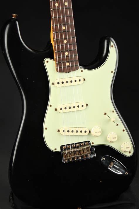 NGD Fender Stratocaster Player Buttercream (added with mint) Fender