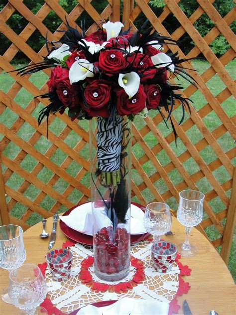 Red Black White Wedding. Center pieces. Candle holders on mirrors with