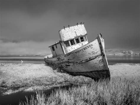 black and white boat photography