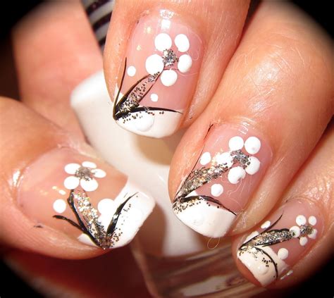 Floral Masterpieces Nail Designs in Black and White