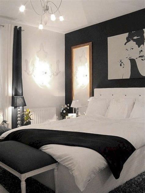 black and white wall pictures for bedroom
