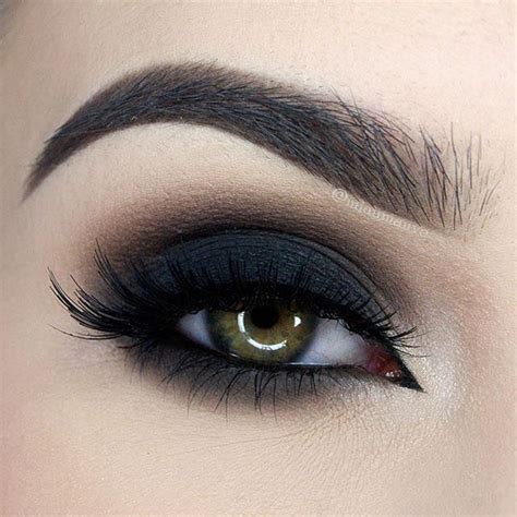 Black Eyeshadow Styles