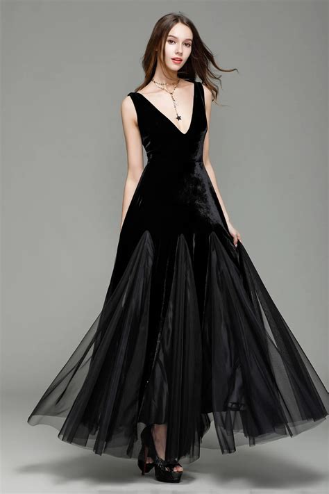 Sweetheart Black Lace Appliques Tulle Long Prom Wedding Dresses PO126