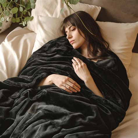 Black Lightweight Blanket