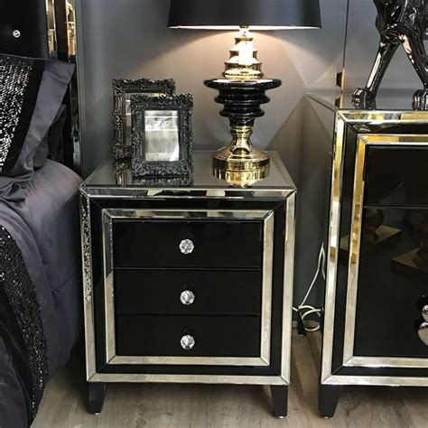 black mirrored glass bedroom furniture sets
