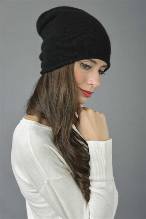 black slouchy beanie hat