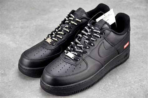 black supreme air force 1 in store