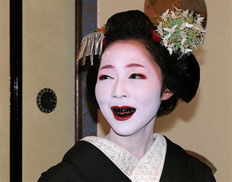 Unveiling the Secret: Black Teeth in Japan: A Surprising Trend