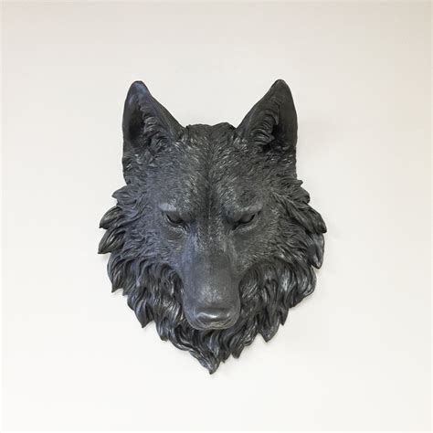 black wolf head wall mount