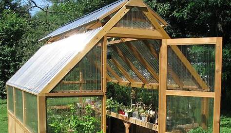 Blakes Backyard Greenhouse