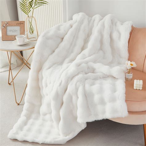 Blanket Design White