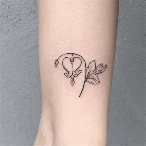 Cool Bleeding Heart Flower Tattoo Designs Ideas