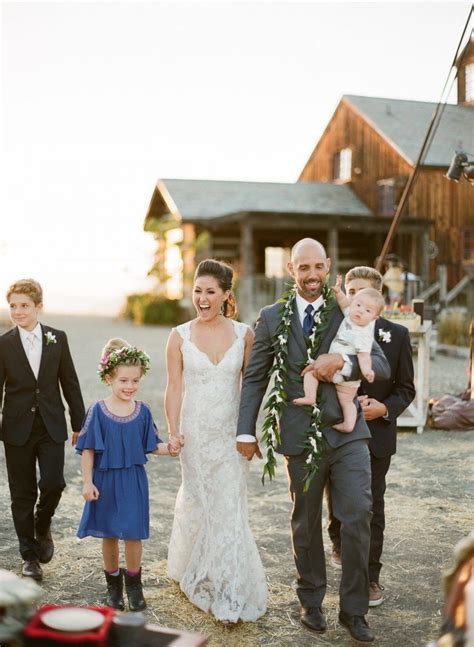 Pin by Penny Whitt on Wedding pic ideas Blended family wedding