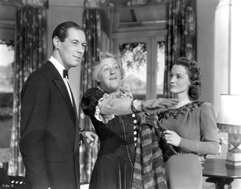 The Blithe Spirit 1945 Cast: Who Starred in This Iconic Comedy?