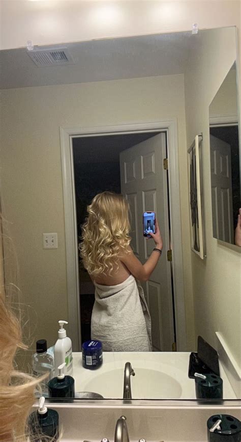 blonde backshots