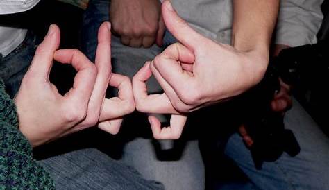 Blood Gang Signs With Hands | www.pixshark.com - Images Galleries With