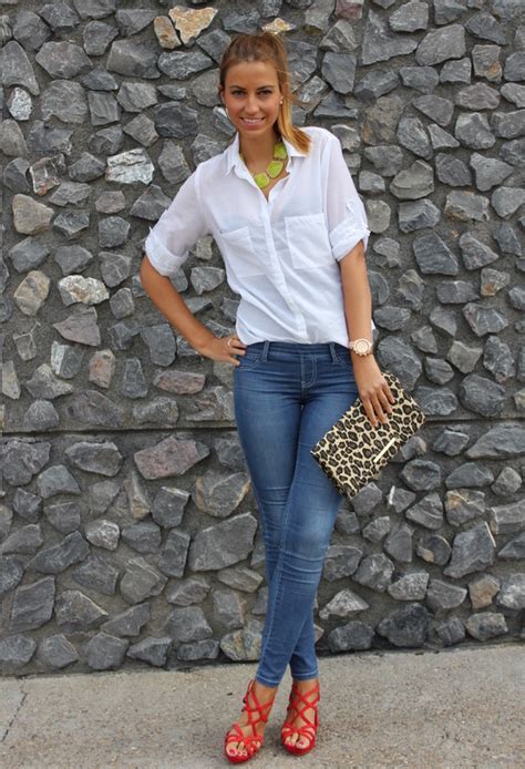 Instant Outfit with your Favorite Jeans STYLE REPORT MAGAZINE Wrap