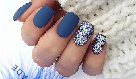 Blue Winter Dip Nails
