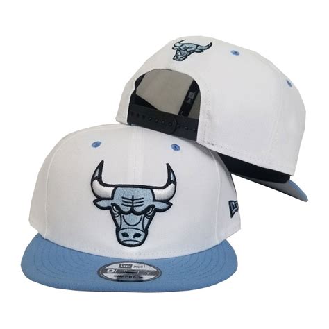 blue and white chicago bulls hat