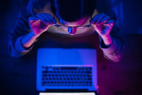 Blue Light Filtering Vs Blocking