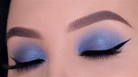 Blue Makeup Looks Simple