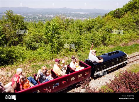 blue ridge train ride virginia