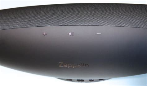 Bluetooth Zeppelin Wireless