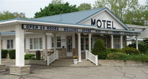 bluewater motel sarnia