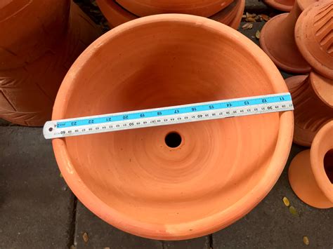 Blumentopf 40cm hoch, 51cm Durchmesser Kaufen auf Ricardo