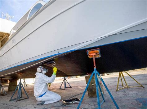 Boat Bottom Paint Preparation