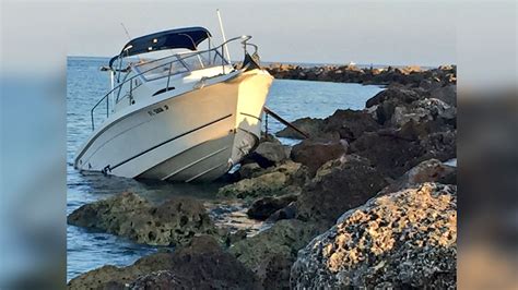 boat crashes into boat