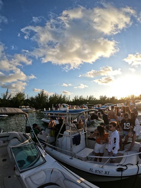 Yacht Rentals Orlando FL Best Orlando Boat Rentals Rent A Boat In