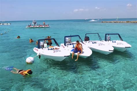boat rentals in cancun mexico