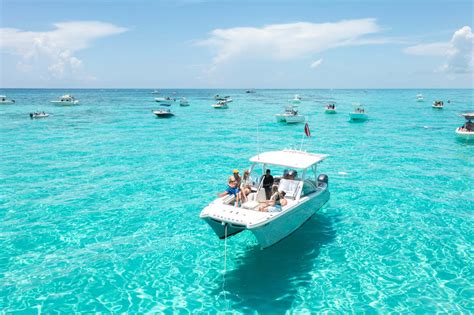 boating in key largo