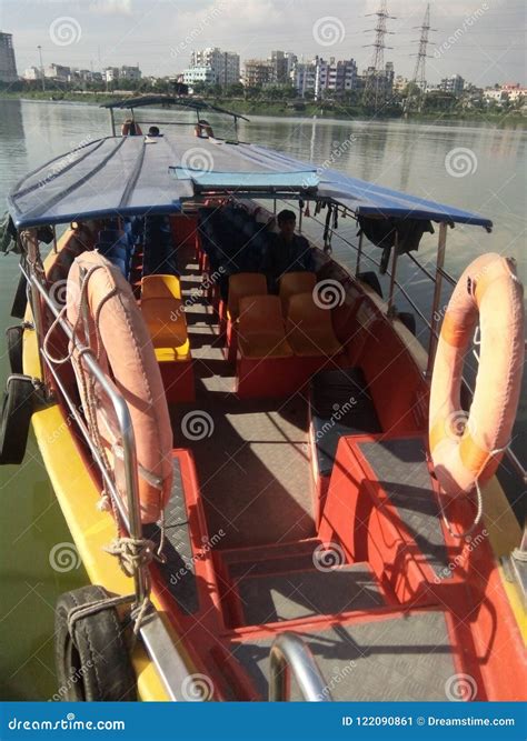 Discover the Breathtaking Adventure: Your Ultimate Boatride Experience Awaits