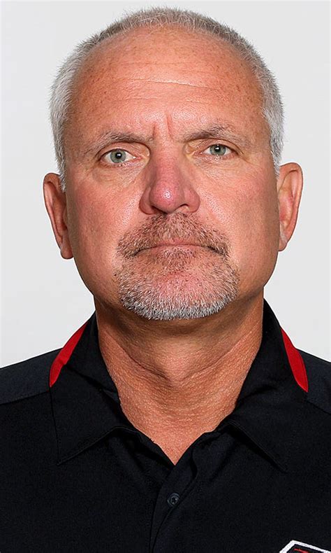 5 things to know about Titans WR coach Bob Bratkowski