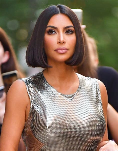 15 Photos Long Bob Hairstyles Kim Kardashian
