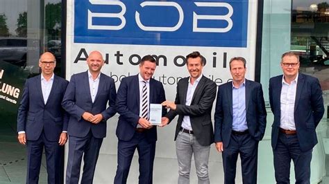 Bob Automobile Mitarbeiter