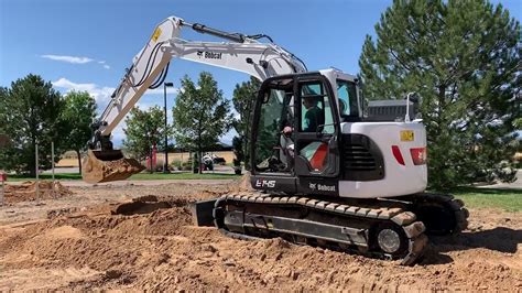 Bobcat Excavator Digger
