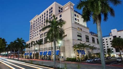 boca raton hotel reservations pet friendly