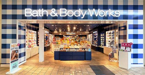 body and bath works hours