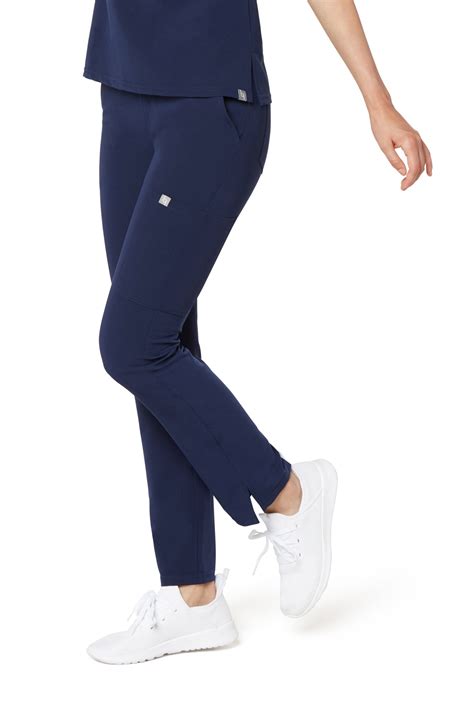 Body Intelligence Scrubs