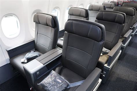 boeing 737 interiors first class