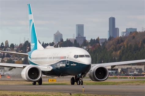 boeing 737-7 max certification