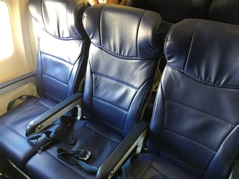 boeing 737-700 seats