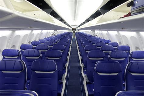 boeing 737-8 max interior